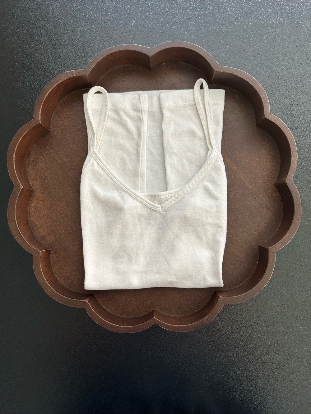 Women’s Old Navy White V-Neck Tank Top Size M